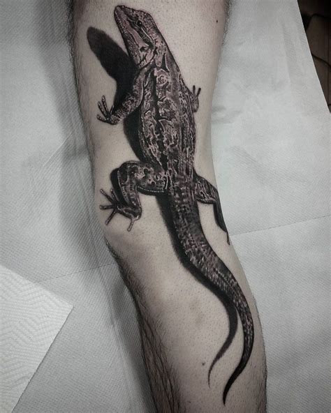 lizard tattoo designs|20 Amazing Lizard Tattoo Designs That Are Off The。